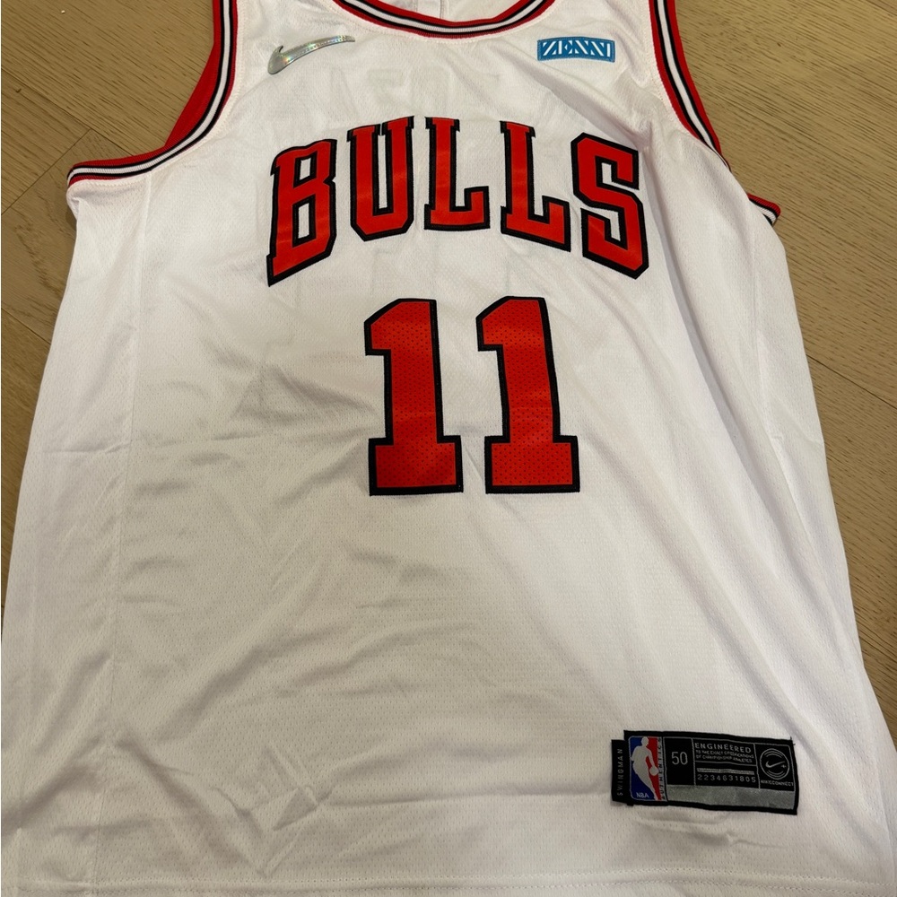 Nike White and Red Bulls Jersey